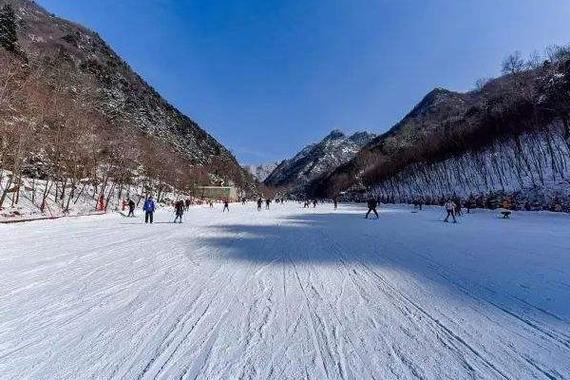 玉峰滑雪场怎么坐车去?德阳至玉泉滑雪多少钱-图1 玉峰滑雪场怎么坐车去?德阳至玉泉滑雪多少钱-图1