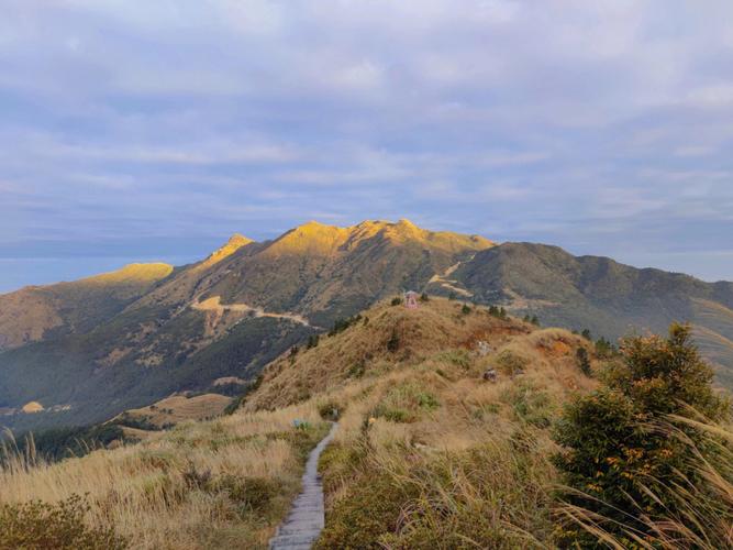 大芹山可以开车上去吗?平和崎岭海拔多少米-图2 大芹山可以开车上去吗?平和崎岭海拔多少米-图2