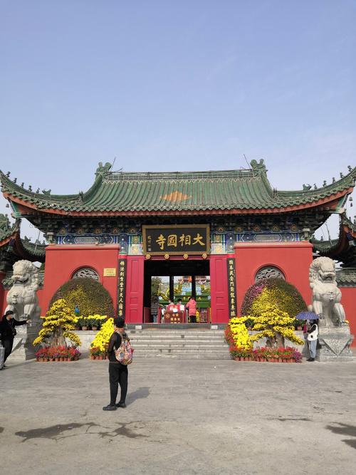 一月份的河南适合去旅游吗?开封相国寺气温是多少-图1 一月份的河南适合去旅游吗?开封相国寺气温是多少-图1