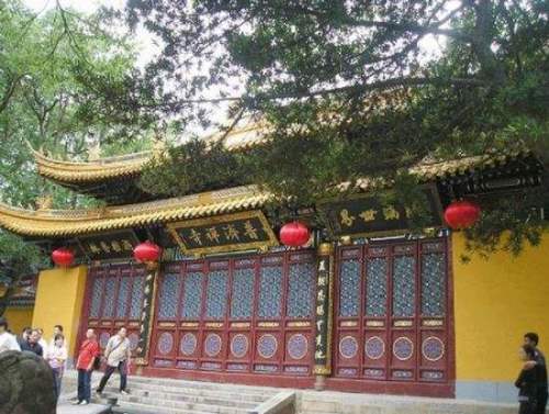 普陀山普济寺早课攻略?普济玩7天带多少现金-图1 普陀山普济寺早课攻略?普济玩7天带多少现金-图1