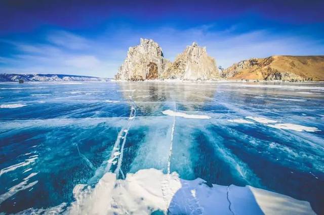 贝加尔湖冬天气温多少度?俄罗斯旅游2月下旬气温多少-图3 贝加尔湖冬天气温多少度?俄罗斯旅游2月下旬气温多少-图3