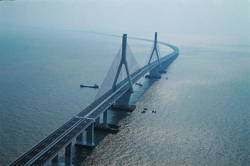 东海大桥总长多少?东海大桥用了多少天完工-图1 东海大桥总长多少?东海大桥用了多少天完工-图1