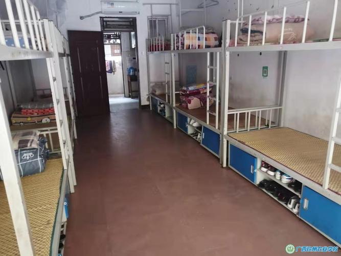 钦州三中宿舍有空调吗?钦州夏天最冷多少度-图1 钦州三中宿舍有空调吗?钦州夏天最冷多少度-图1
