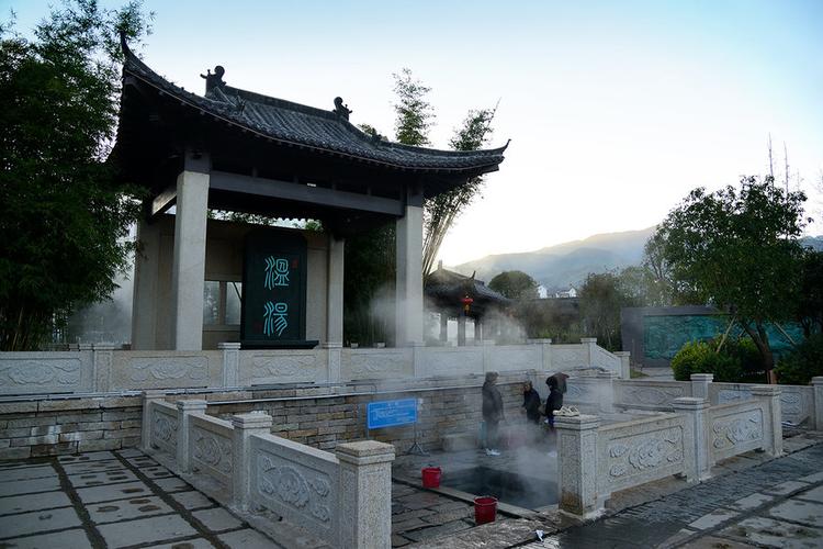 温汤镇海拔多少？江西省温汤镇有多少人口-图1