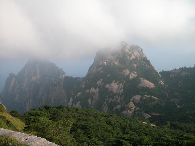 黄山顶多少度?黄山是多少度-图3 黄山顶多少度?黄山是多少度-图3