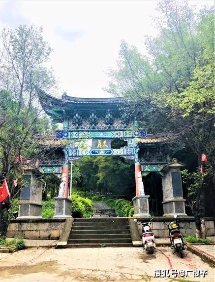 昆明到大理再到邓川镇该怎样坐车?邓川到大理收费多少-图3 昆明到大理再到邓川镇该怎样坐车?邓川到大理收费多少-图3
