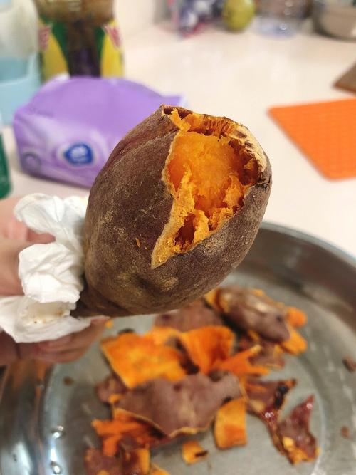 电烤箱烤地瓜的温度和时间？烤红薯一般需要多少温度-图1