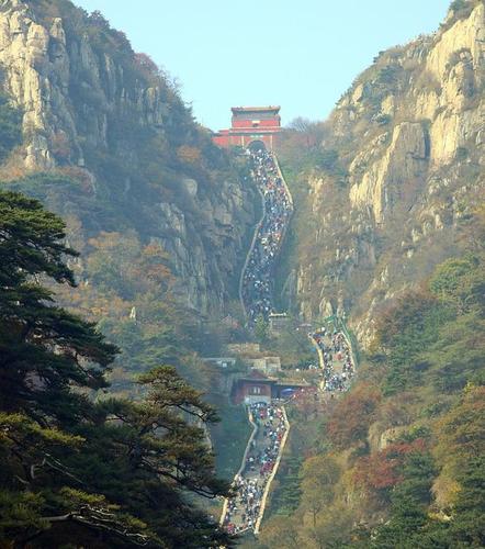 九月中旬泰山山顶温度是多少?九月份泰山顶的温度是多少-图2 九月中旬泰山山顶温度是多少?九月份泰山顶的温度是多少-图2