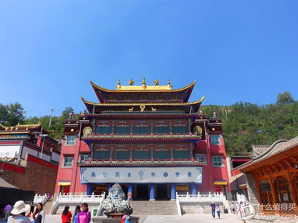 西宁机场附近有哪些景点?塔尔寺到机场有多少公里-图2 西宁机场附近有哪些景点?塔尔寺到机场有多少公里-图2