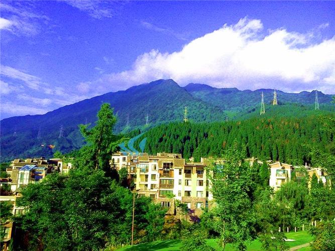 峨嵋山七里坪现在温度多少?11月峨眉山顶上的温度是多少-图1 峨嵋山七里坪现在温度多少?11月峨眉山顶上的温度是多少-图1