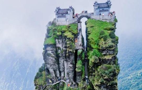 中国哪个省份的旅游景点最多?潍坊到梵净山多少公里-图2 中国哪个省份的旅游景点最多?潍坊到梵净山多少公里-图2