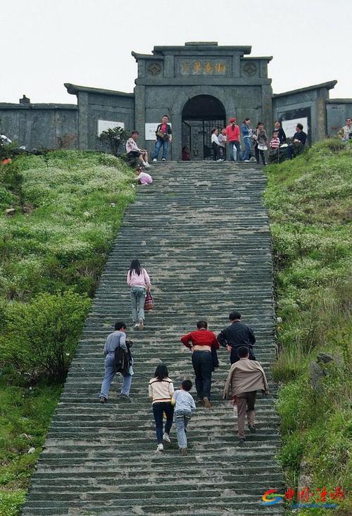 涟源龙山国家森林公园门票及景点?娄底龙山森林公园门票多少钱-图1 涟源龙山国家森林公园门票及景点?娄底龙山森林公园门票多少钱-图1