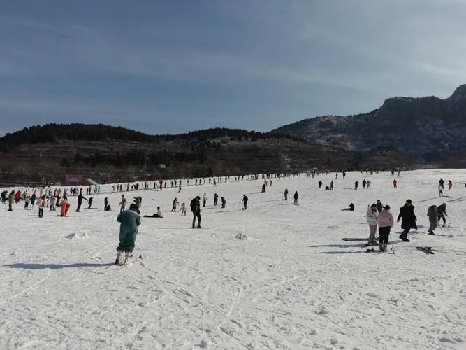 济南多少个旅游点?平阴滑雪场多少钱-图1 济南多少个旅游点?平阴滑雪场多少钱-图1