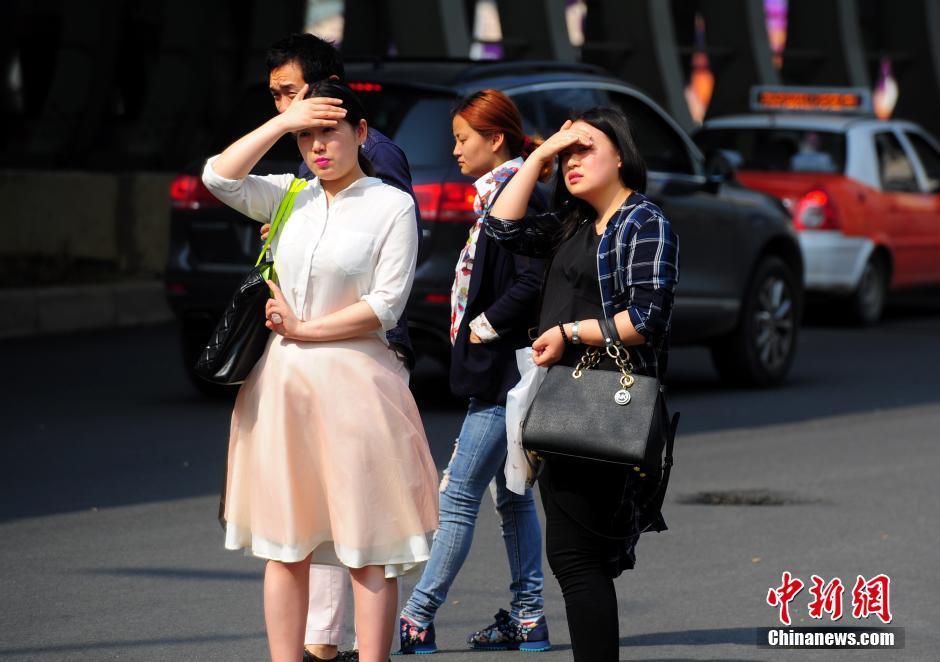 武汉3月穿什么衣服?武汉市3月温度多少-图2 武汉3月穿什么衣服?武汉市3月温度多少-图2