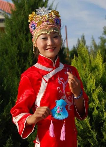 锡伯族多少人?凤城弟兄山有多少人口-图2 锡伯族多少人?凤城弟兄山有多少人口-图2