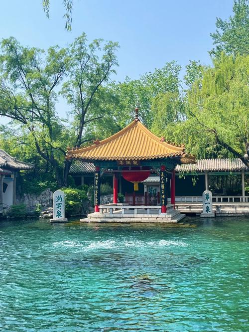 趵突泉景色介绍?尚志今天多少度有没有雨-图1 趵突泉景色介绍?尚志今天多少度有没有雨-图1