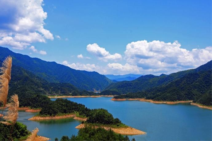 抚州避暑必去十大景点?永修县最高气温多少-图1 抚州避暑必去十大景点?永修县最高气温多少-图1