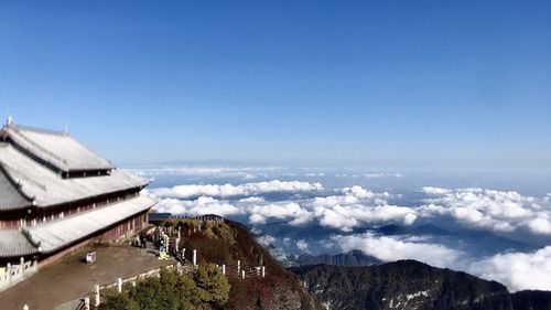 峨眉山山顶的气温为多少?娥嵋山气温是多少-图2 峨眉山山顶的气温为多少?娥嵋山气温是多少-图2