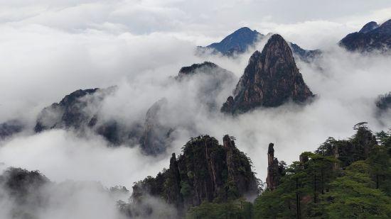 黄山风景区现在温度大约在几度?明天黄山风景区的温度多少合适-图2 黄山风景区现在温度大约在几度?明天黄山风景区的温度多少合适-图2