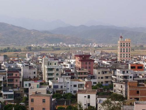 汕尾市陆河县新田镇有谁知道?湖南新田今日气温多少度-图2 汕尾市陆河县新田镇有谁知道?湖南新田今日气温多少度-图2