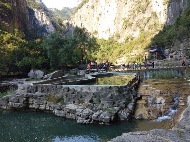 太行大峡谷红豆峡和八泉峡哪个好?山西红豆峡有多少公里-图2 太行大峡谷红豆峡和八泉峡哪个好?山西红豆峡有多少公里-图2