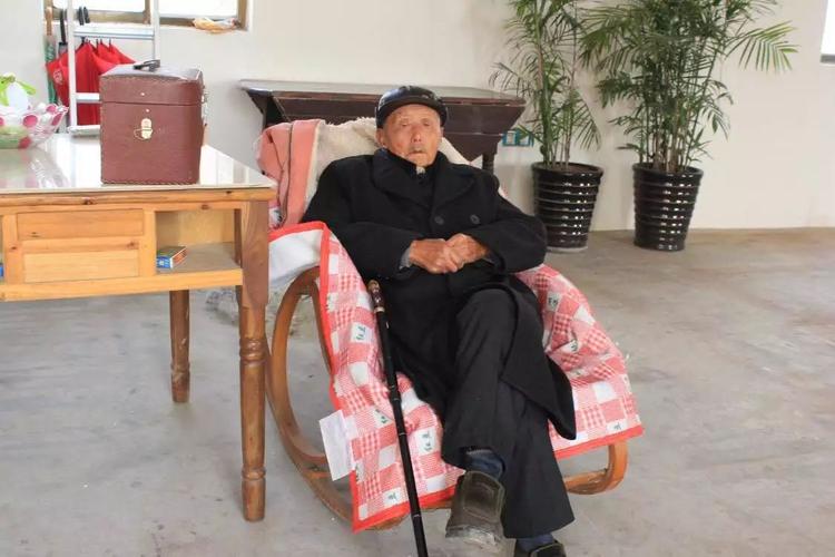 110岁120岁的别称?马山金钗镇多少人口-图3 110岁120岁的别称?马山金钗镇多少人口-图3