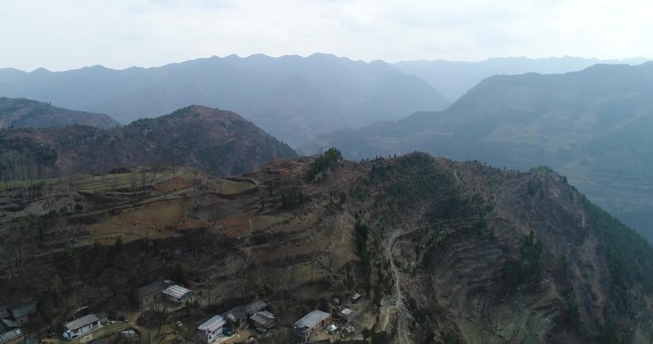 甘肃贫困山区地貌?靖远历史最低温度是多少-图2 甘肃贫困山区地貌?靖远历史最低温度是多少-图2