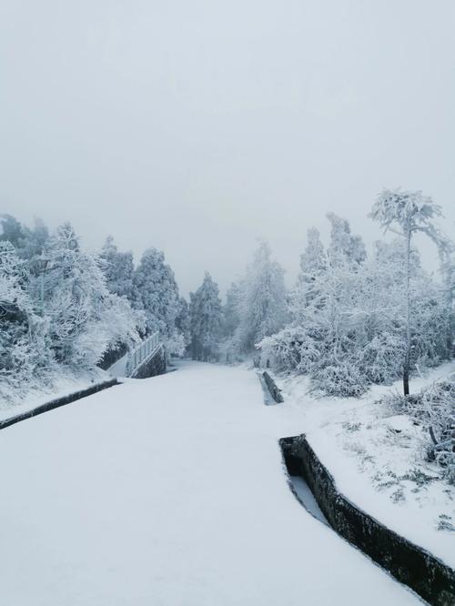 现在南岳衡山上面温度怎样?衡山现在温度多少-图3 现在南岳衡山上面温度怎样?衡山现在温度多少-图3