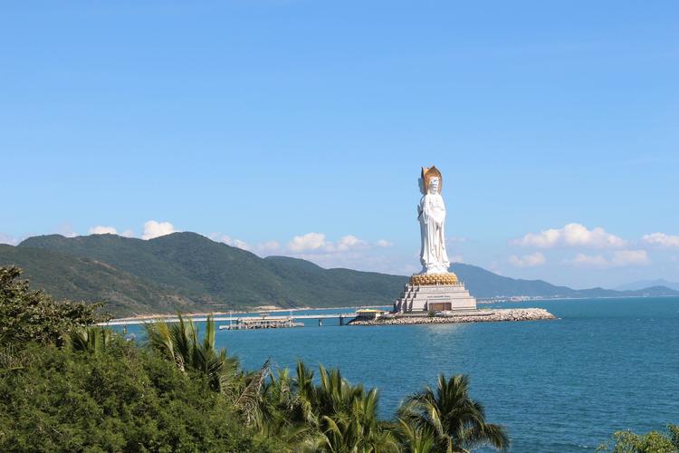 三亚的人文地理和风俗?三亚有多少年历史-图2 三亚的人文地理和风俗?三亚有多少年历史-图2