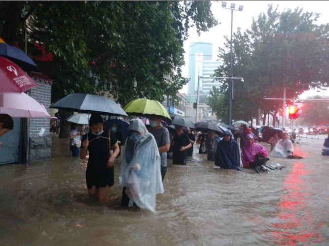 北京的洪水比郑州720洪水大吗?721暴雨死了多少人-图3 北京的洪水比郑州720洪水大吗?721暴雨死了多少人-图3