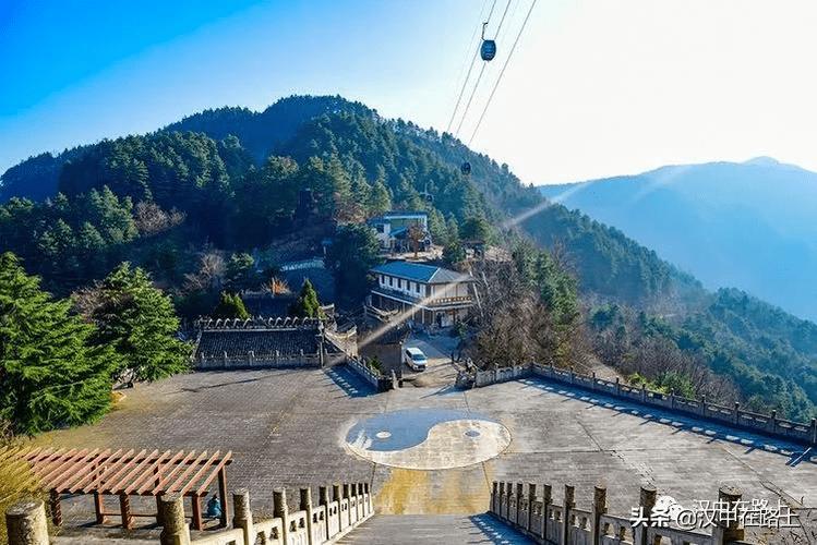 汉中天台山海拔?今天天台山多少度-图2 汉中天台山海拔?今天天台山多少度-图2