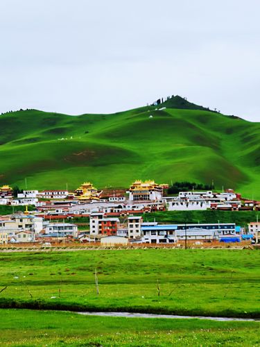 六月底七月初甘南旅行穿什么?七月初的甘南多少度-图3 六月底七月初甘南旅行穿什么?七月初的甘南多少度-图3