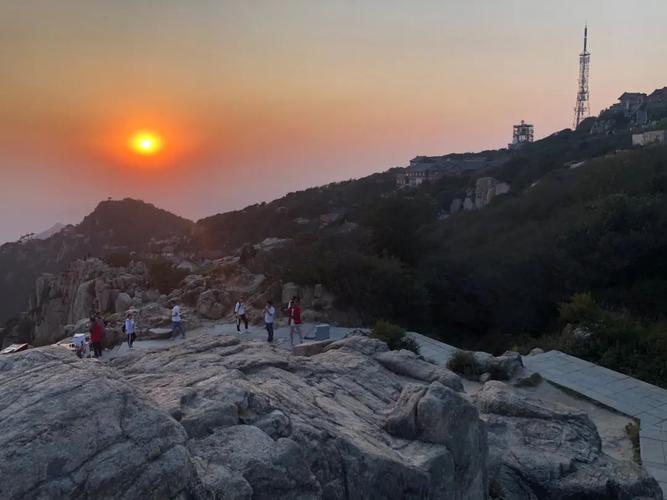 6月初泰山顶上的温度是多少度?六月份泰山顶上多少度-图2 6月初泰山顶上的温度是多少度?六月份泰山顶上多少度-图2