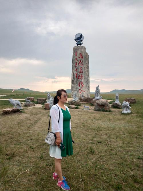 六月去乌拉盖穿什么衣服?乌拉盖7月温度多少-图2 六月去乌拉盖穿什么衣服?乌拉盖7月温度多少-图2
