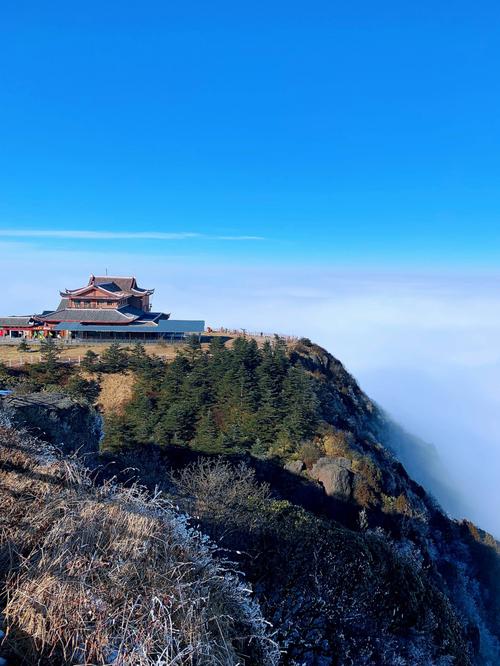 现在这几天峨眉山金顶的温度?峨眉山这几天温度是多少-图3 现在这几天峨眉山金顶的温度?峨眉山这几天温度是多少-图3
