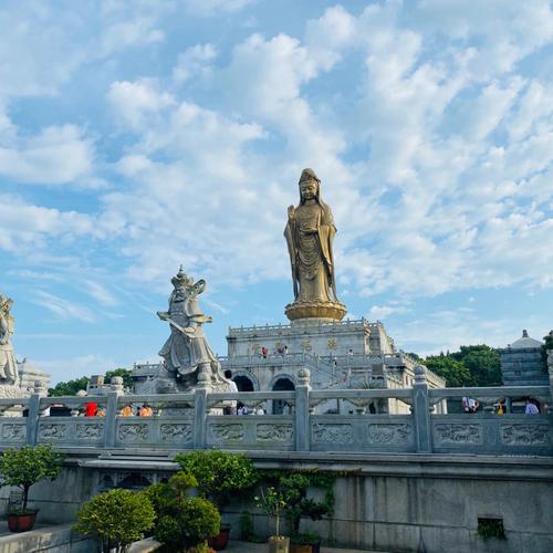 夏天去普陀山好吗?普陀山8月份气温多少-图2 夏天去普陀山好吗?普陀山8月份气温多少-图2