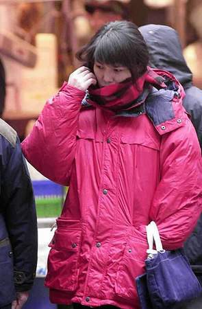 香港最冷的时候大概要穿什么衣服?香港冬季的气温多少度-图1 香港最冷的时候大概要穿什么衣服?香港冬季的气温多少度-图1