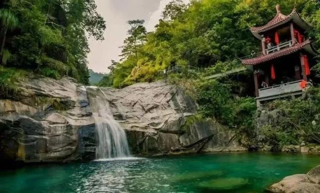 黄山现在热不热?黄山现在温度是多少度-图1 黄山现在热不热?黄山现在温度是多少度-图1