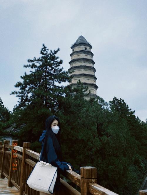 夏天去延安旅游穿什么衣服合适?延安天气最热多少度-图1 夏天去延安旅游穿什么衣服合适?延安天气最热多少度-图1