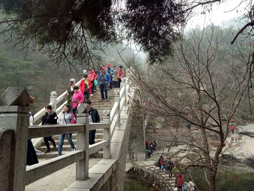 临沂有哪些免费爬山的地方？蒙阴今天天气多少度-图2
