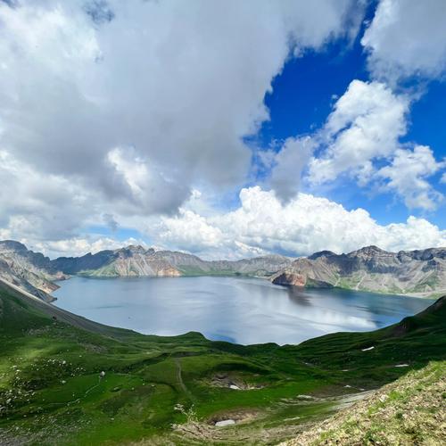 长白山西坡几个小时能下山?长白山西坡多少阶-图2 长白山西坡几个小时能下山?长白山西坡多少阶-图2
