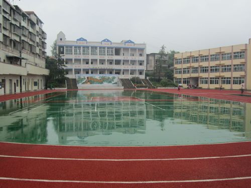 重庆市合川区有多少个镇?合川古楼镇中心小学有多少人-图3 重庆市合川区有多少个镇?合川古楼镇中心小学有多少人-图3