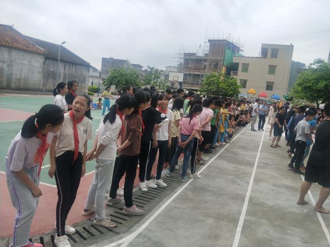 广东高州四大古镇?高州平山镇多少学生-图2 广东高州四大古镇?高州平山镇多少学生-图2