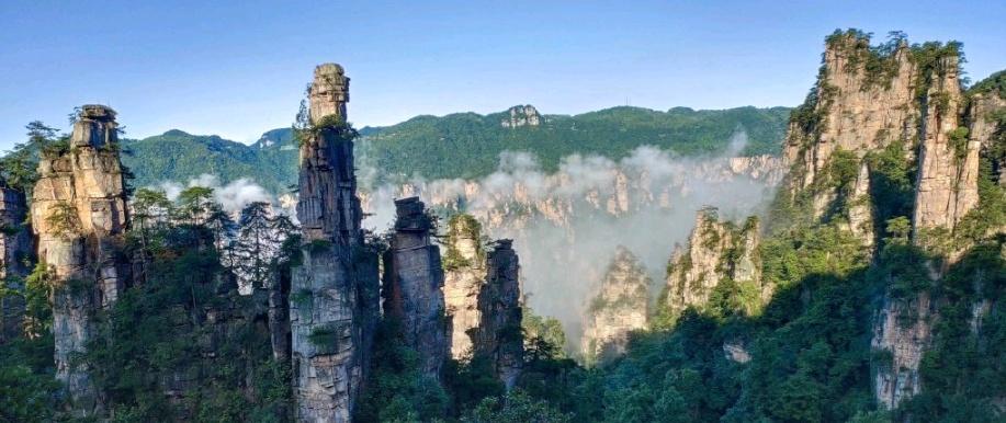 张家界9月份旅游是淡季吗?9月底去张家界旅游气温多少度-图3 张家界9月份旅游是淡季吗?9月底去张家界旅游气温多少度-图3