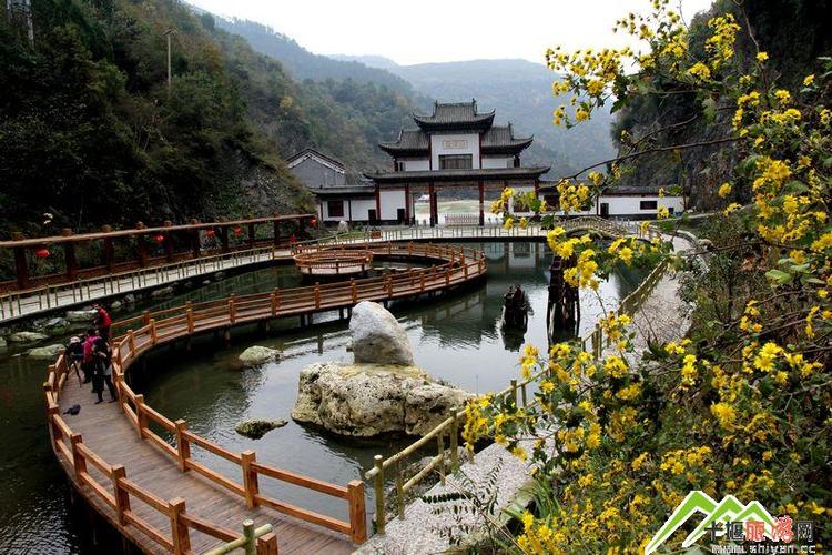 十堰市区好玩的地方?龙潭河景区到十堰多少公里-图2 十堰市区好玩的地方?龙潭河景区到十堰多少公里-图2