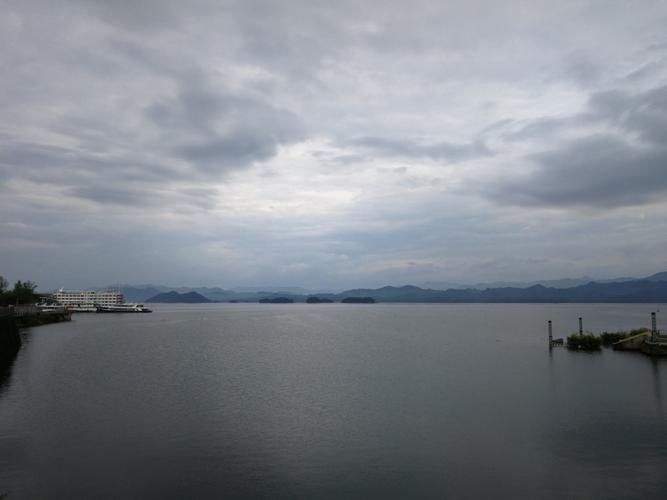 千岛湖小雨天气好玩吗?千岛湖十月天气大概多少度-图3 千岛湖小雨天气好玩吗?千岛湖十月天气大概多少度-图3