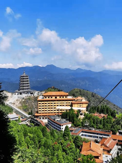 天宫山爬上去大概多久?龙岩天宫山建多少年-图1 天宫山爬上去大概多久?龙岩天宫山建多少年-图1