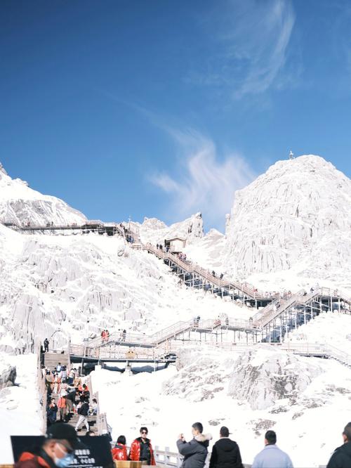 玉龙雪山十月份多少度?丽江玉龙雪山的气温是多少-图3 玉龙雪山十月份多少度?丽江玉龙雪山的气温是多少-图3