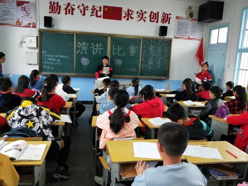 薛城龙潭小学一年级有几个班?溆浦县龙潭镇有多少个小学-图1 薛城龙潭小学一年级有几个班?溆浦县龙潭镇有多少个小学-图1