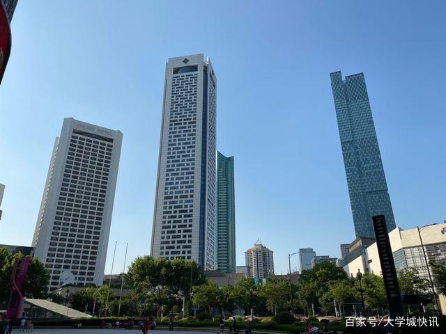 南京最大商场排行?南京历史上最热多少天-图2 南京最大商场排行?南京历史上最热多少天-图2